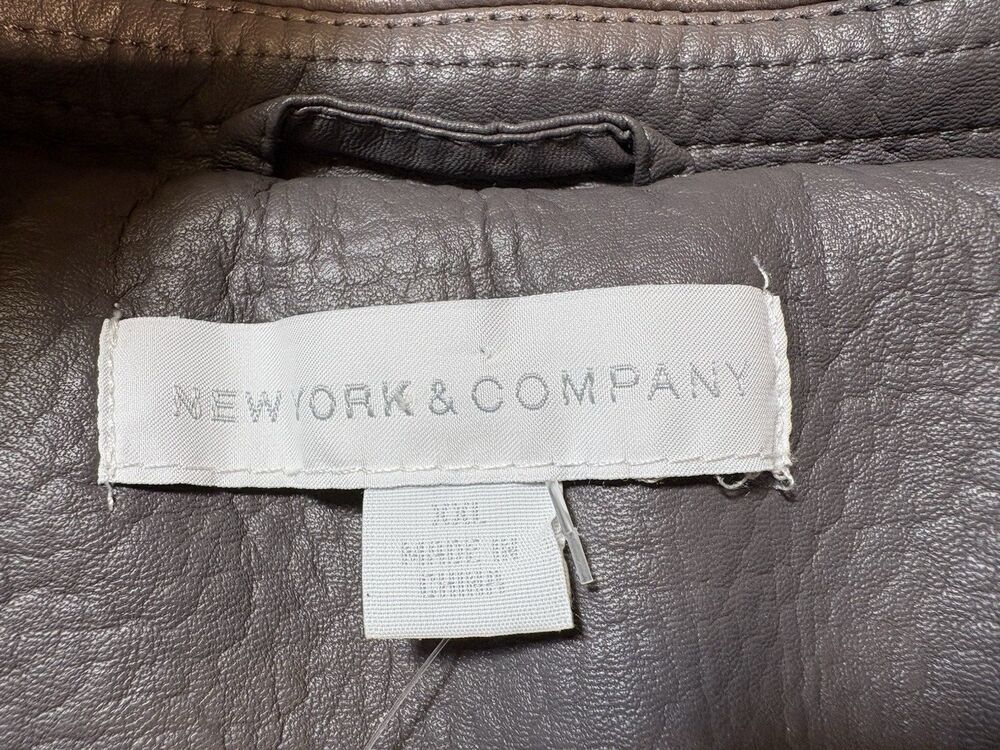 Motorcycle Jacket Asymmetrical Zip New York & Co Faux Leather Gray XXL NWOT - Picture 15 of 16